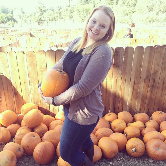 Meet your Posher, Jill - Picture 2 of 6